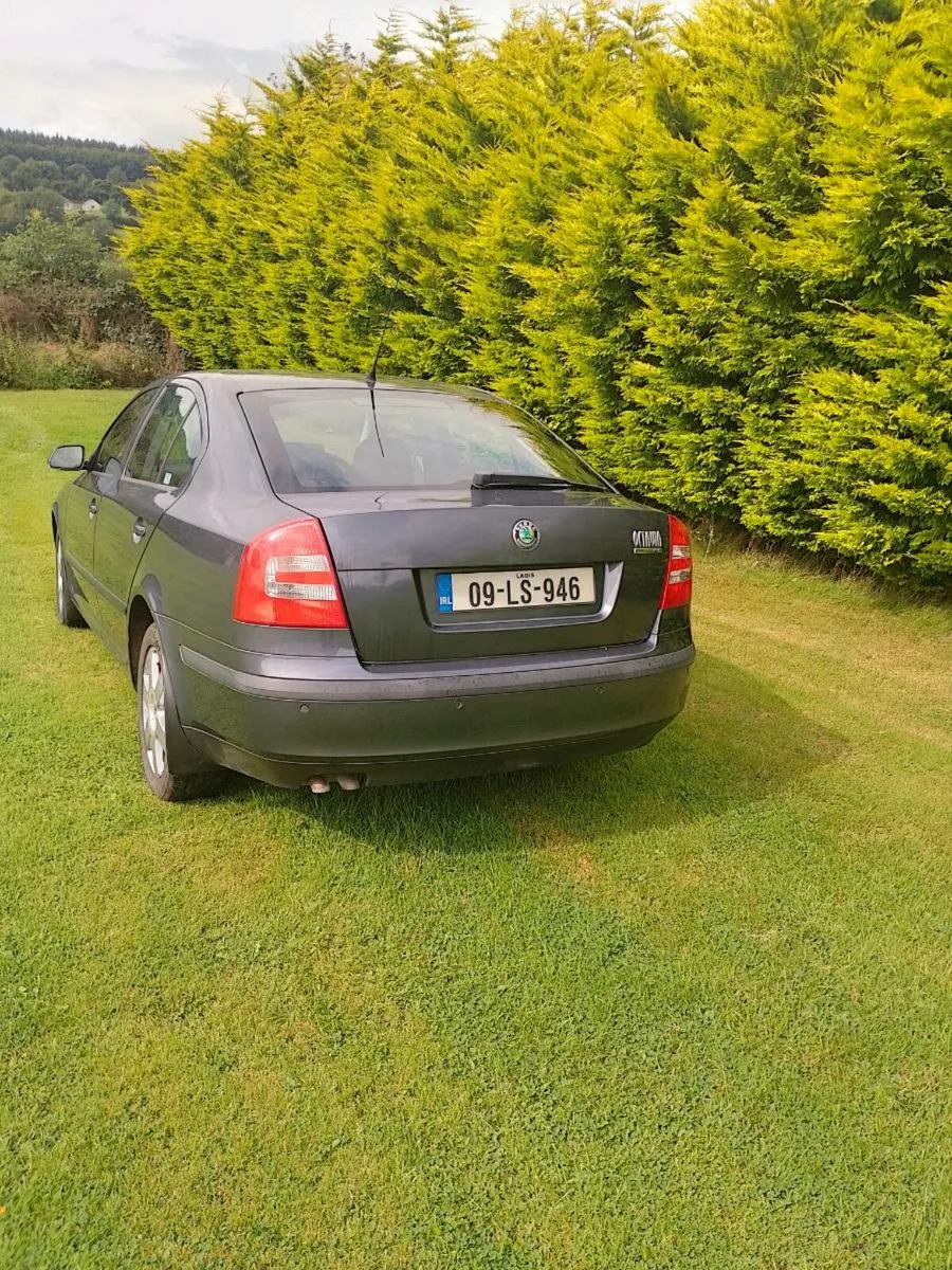 09 Skoda Octavia Elegance 1.9 Diesel - Image 3