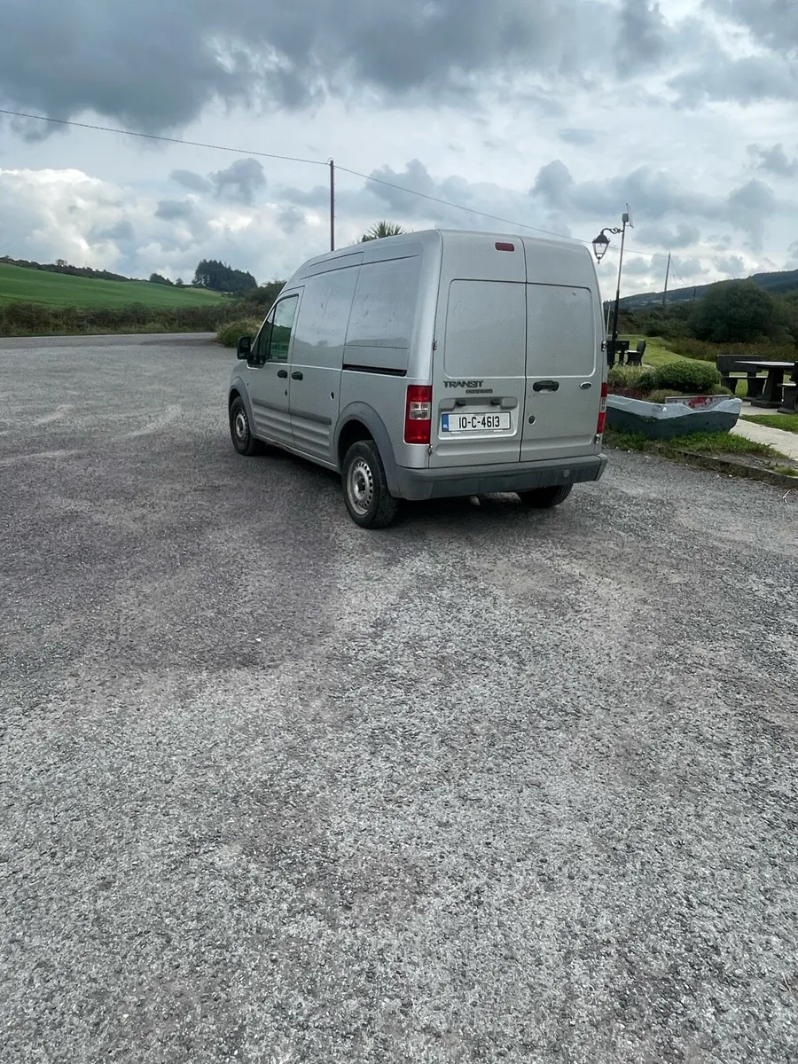 Ford Transit Connect - Image 3