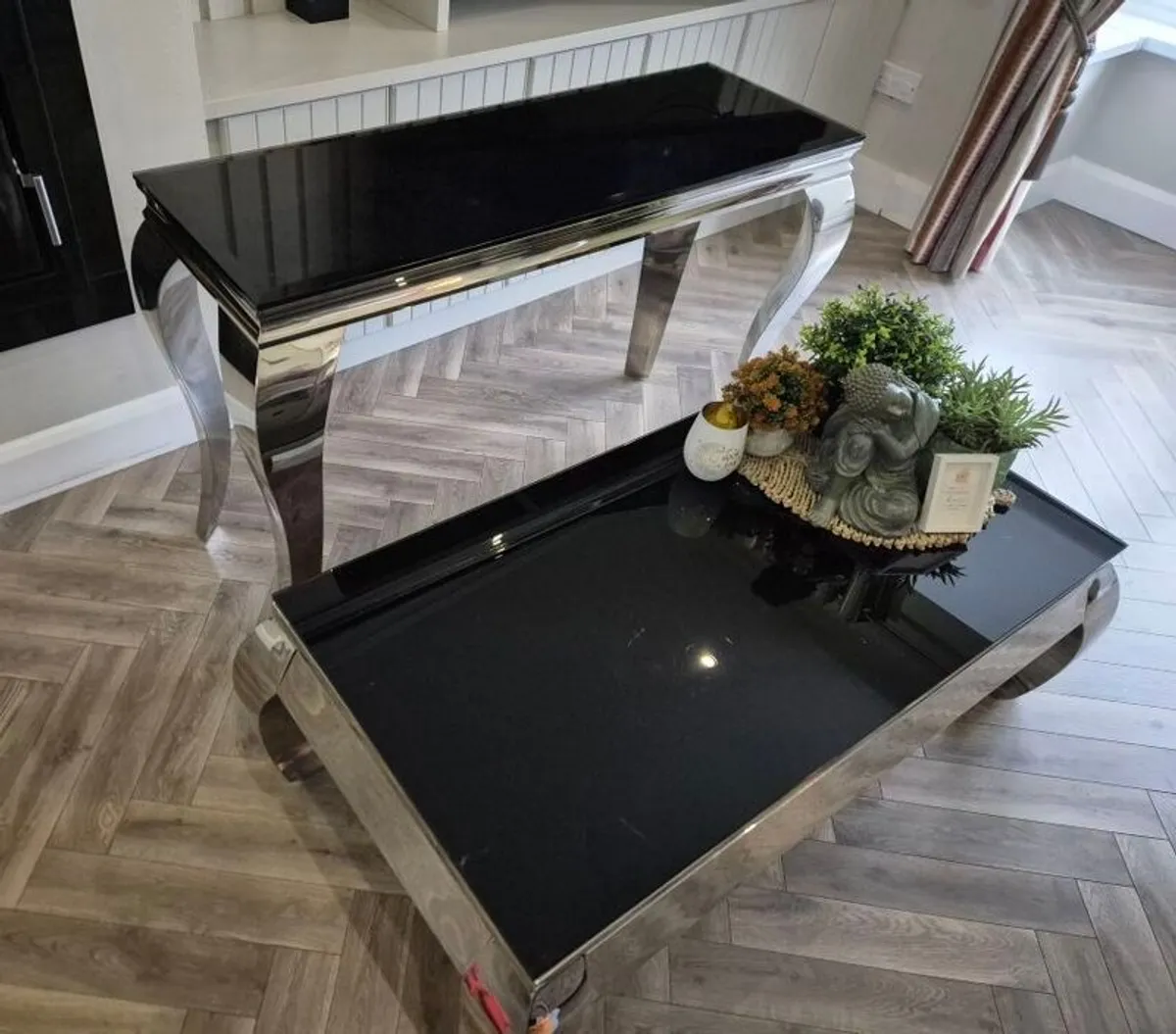 table - Image 2