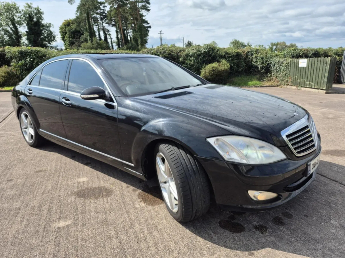 Mercedes benz s320 long  ( READ ADD) 2500E. - Image 1