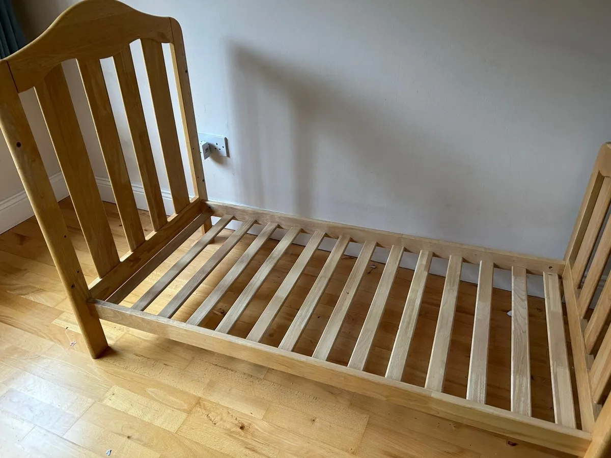 Cot - Image 2