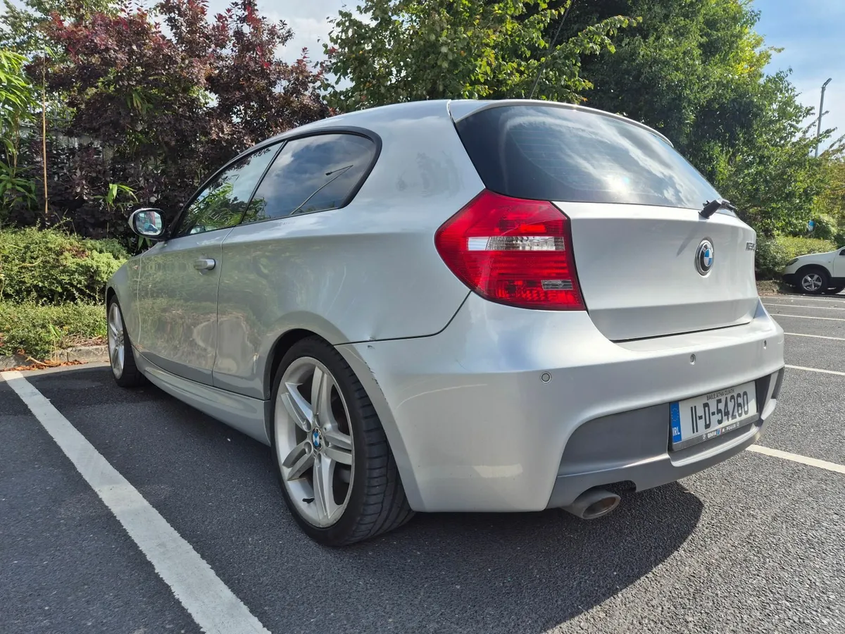 BMW 1-Series 2011 - Image 4