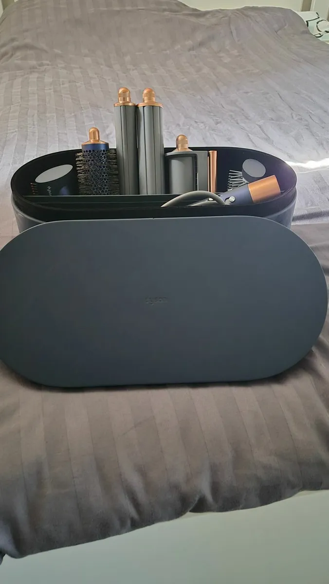 Dyson Airwrap - Image 1