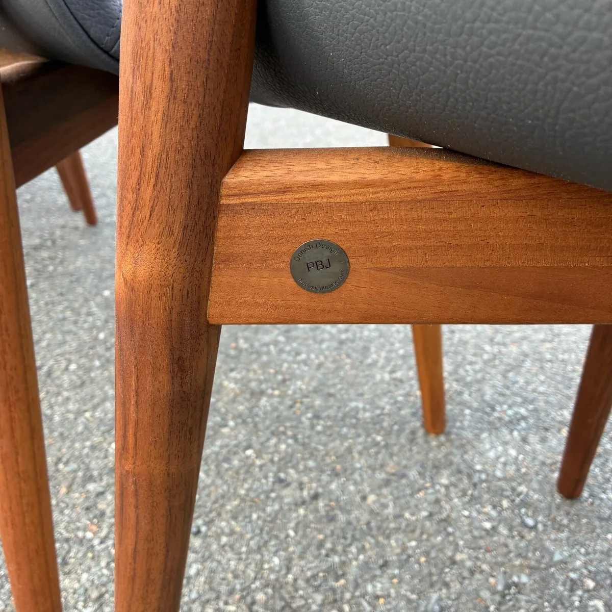 4 -5 New kitchen SKOVBY Chairs Real Leather - Image 3