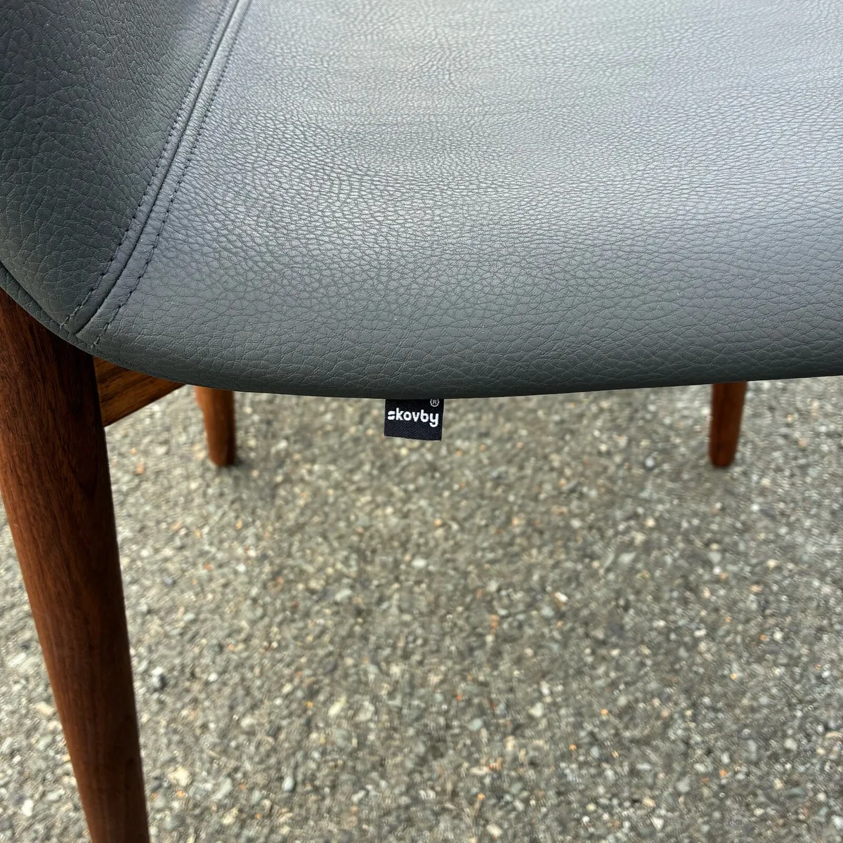 4 -5 New kitchen SKOVBY Chairs Real Leather - Image 4