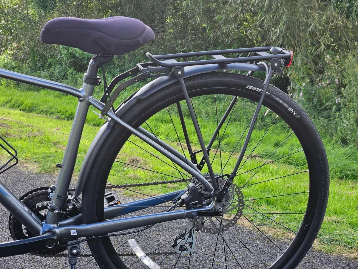 Giant Escape Disc 2 City Bike – Size Small (16") - Image 3
