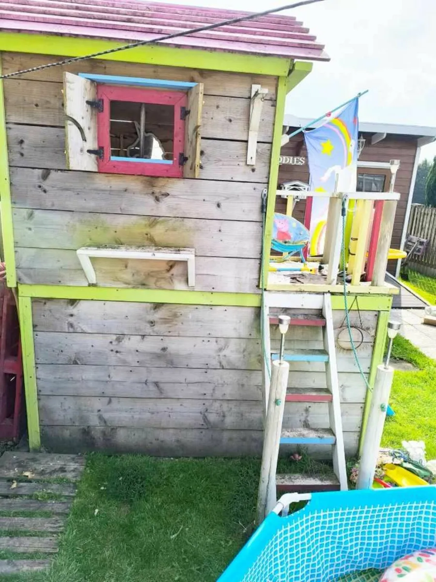 Kids Playhouse with balcony and swing BARGAIN - Image 2