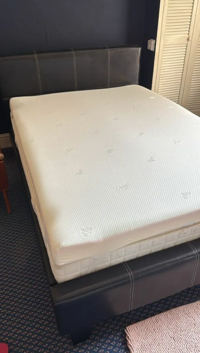 Donating/Give away Bed and Mattress - Image 3