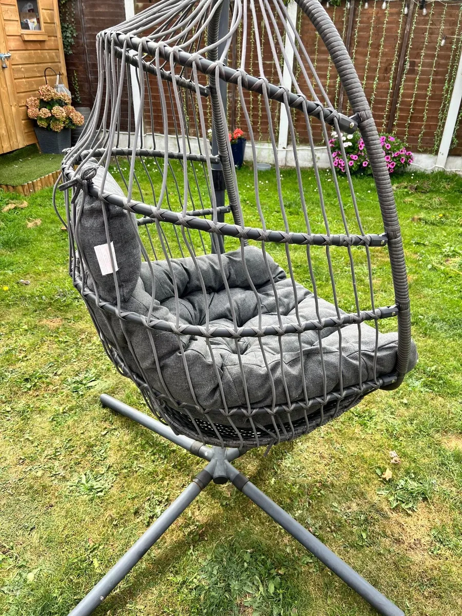 Egg chair - Image 2