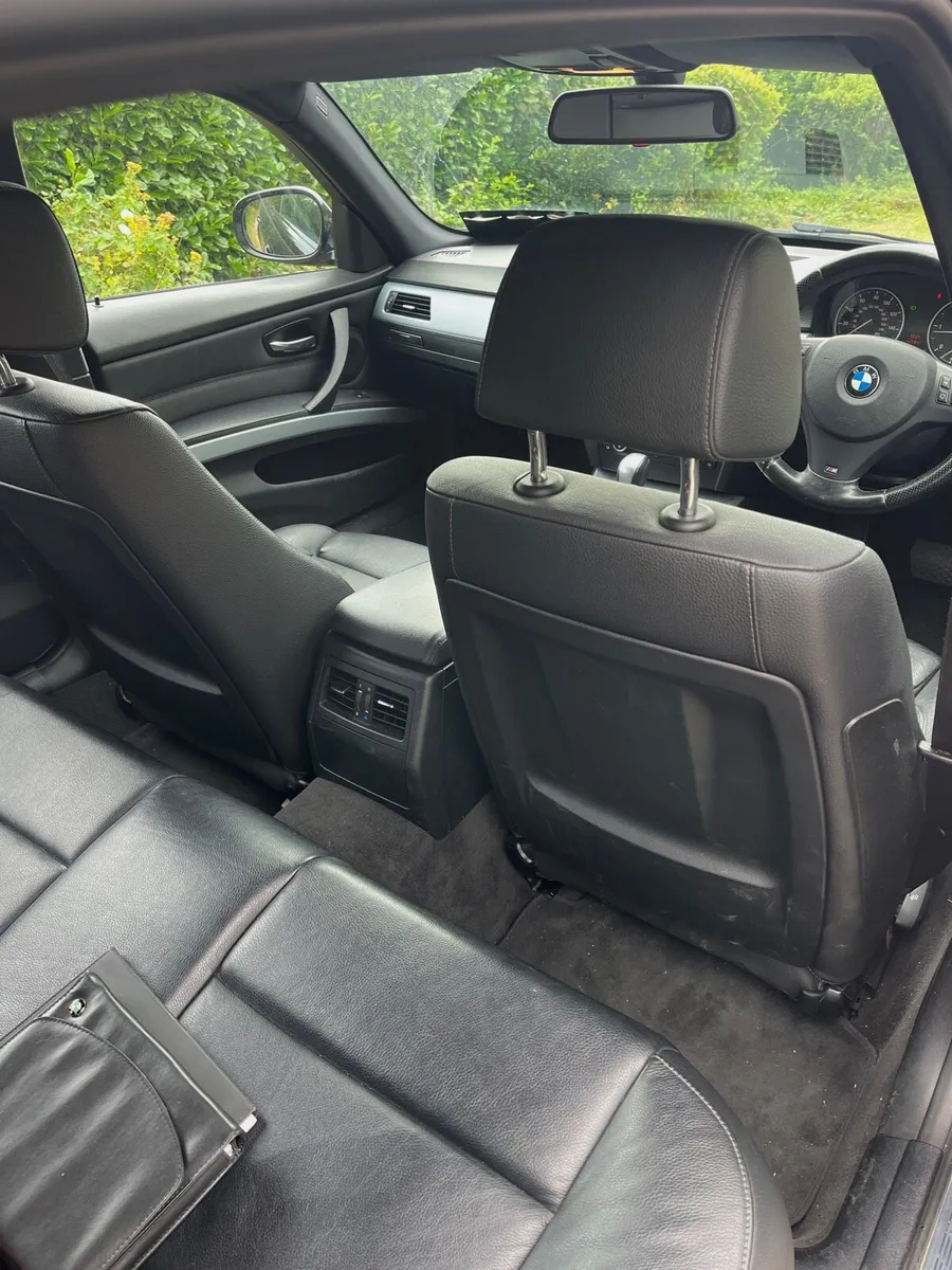BMW - Image 2