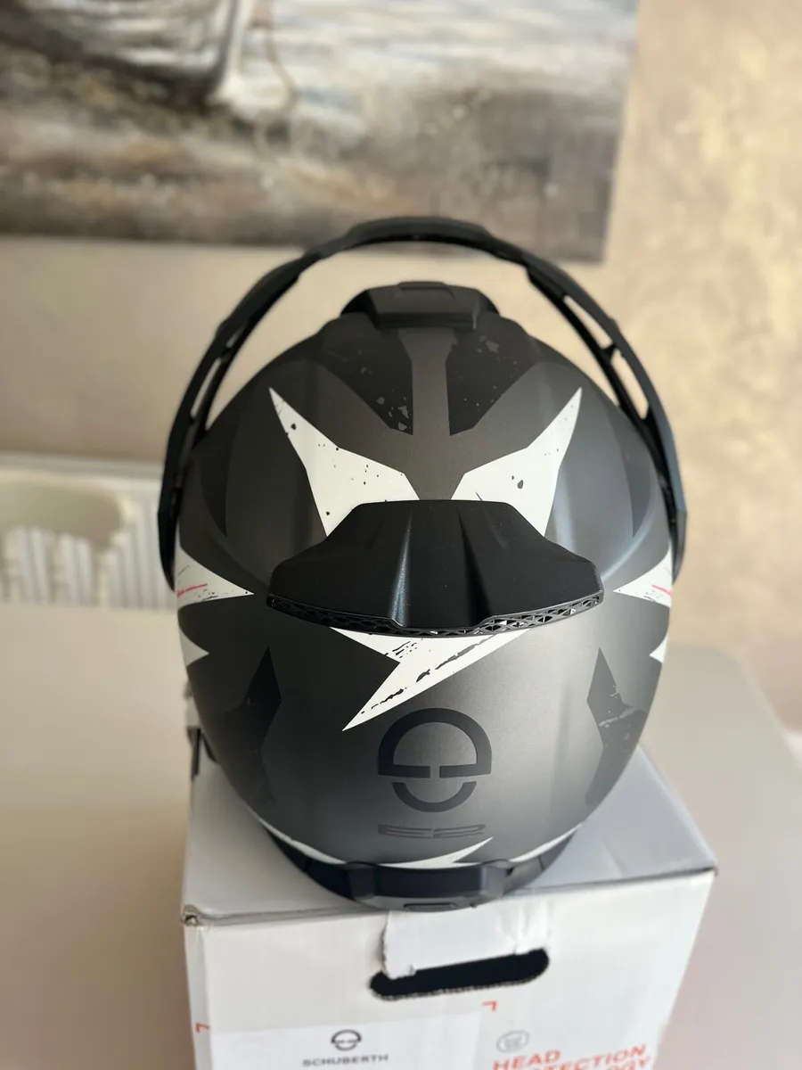 Helmet - Image 4