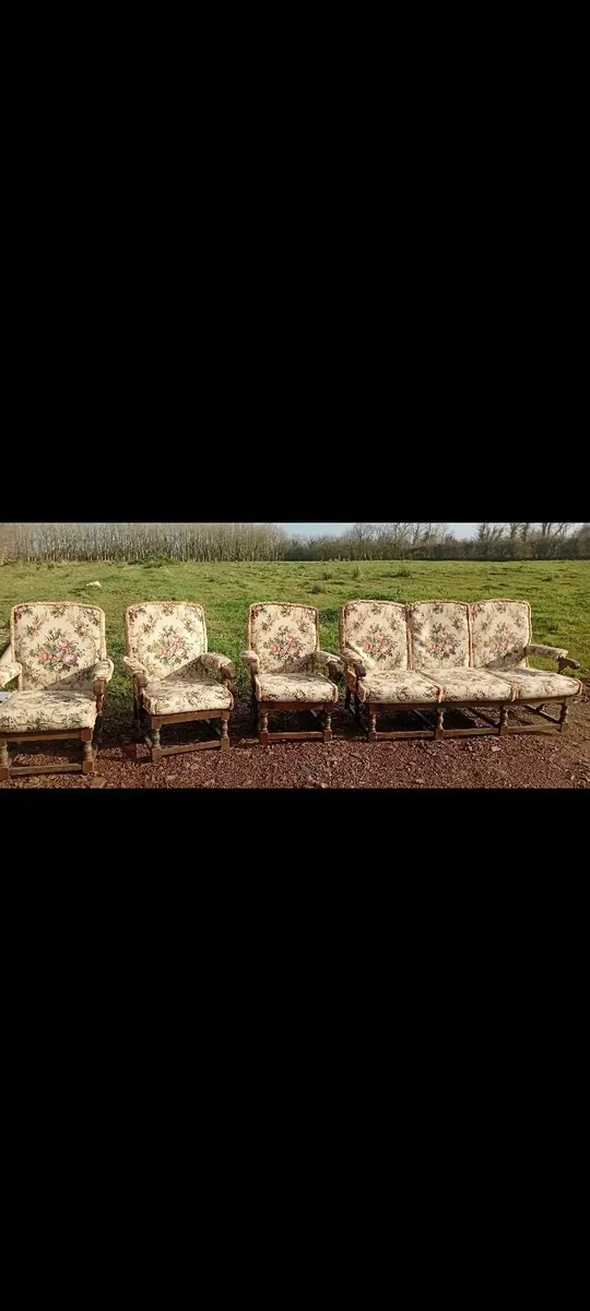 3 armchairs and 1 couch