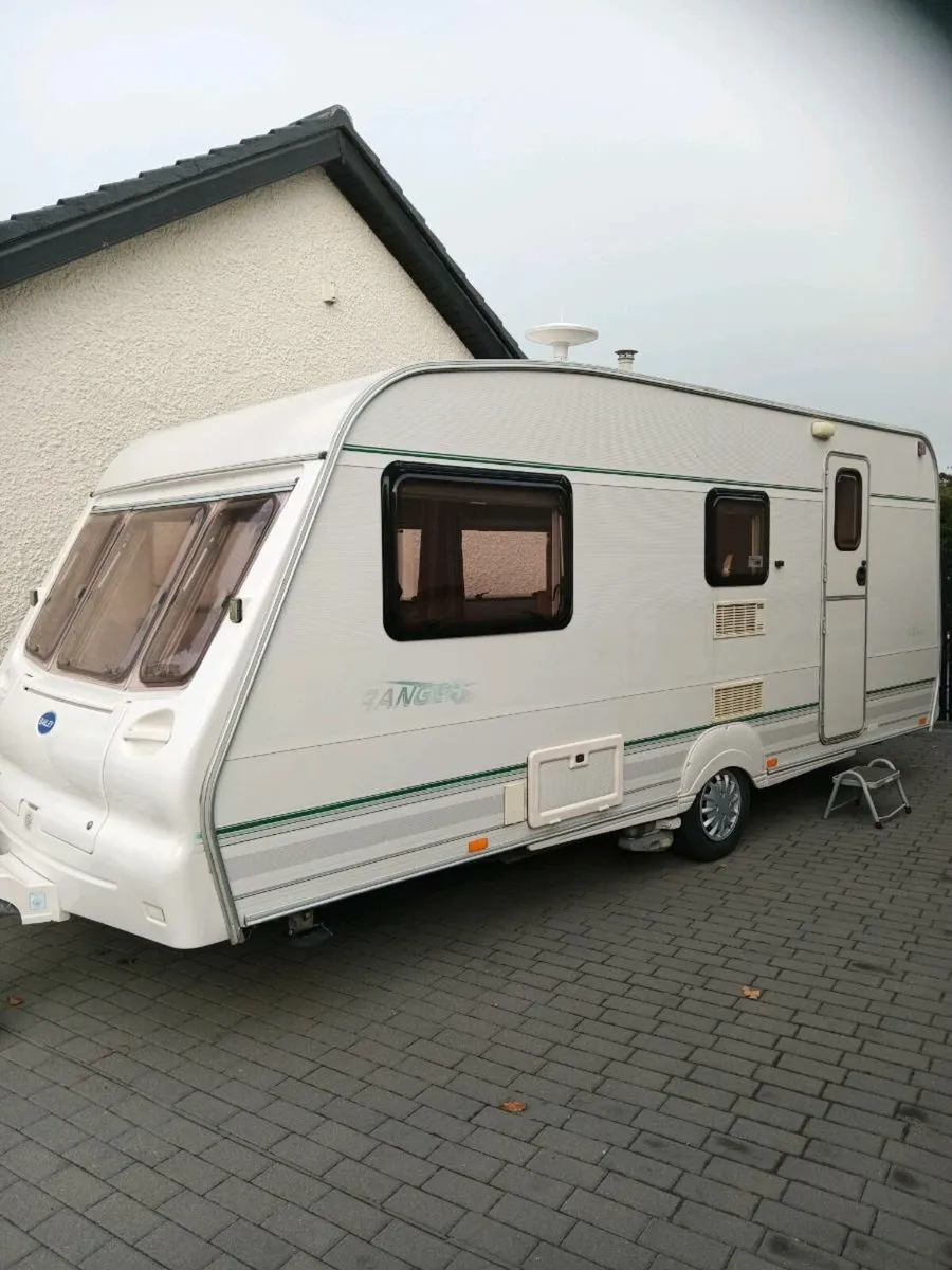 Caravan - Image 1