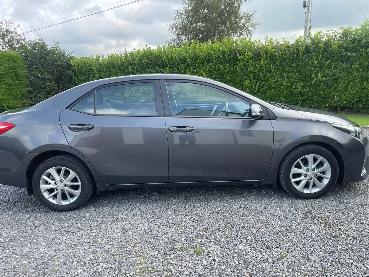 Toyota Carolla - Image 4