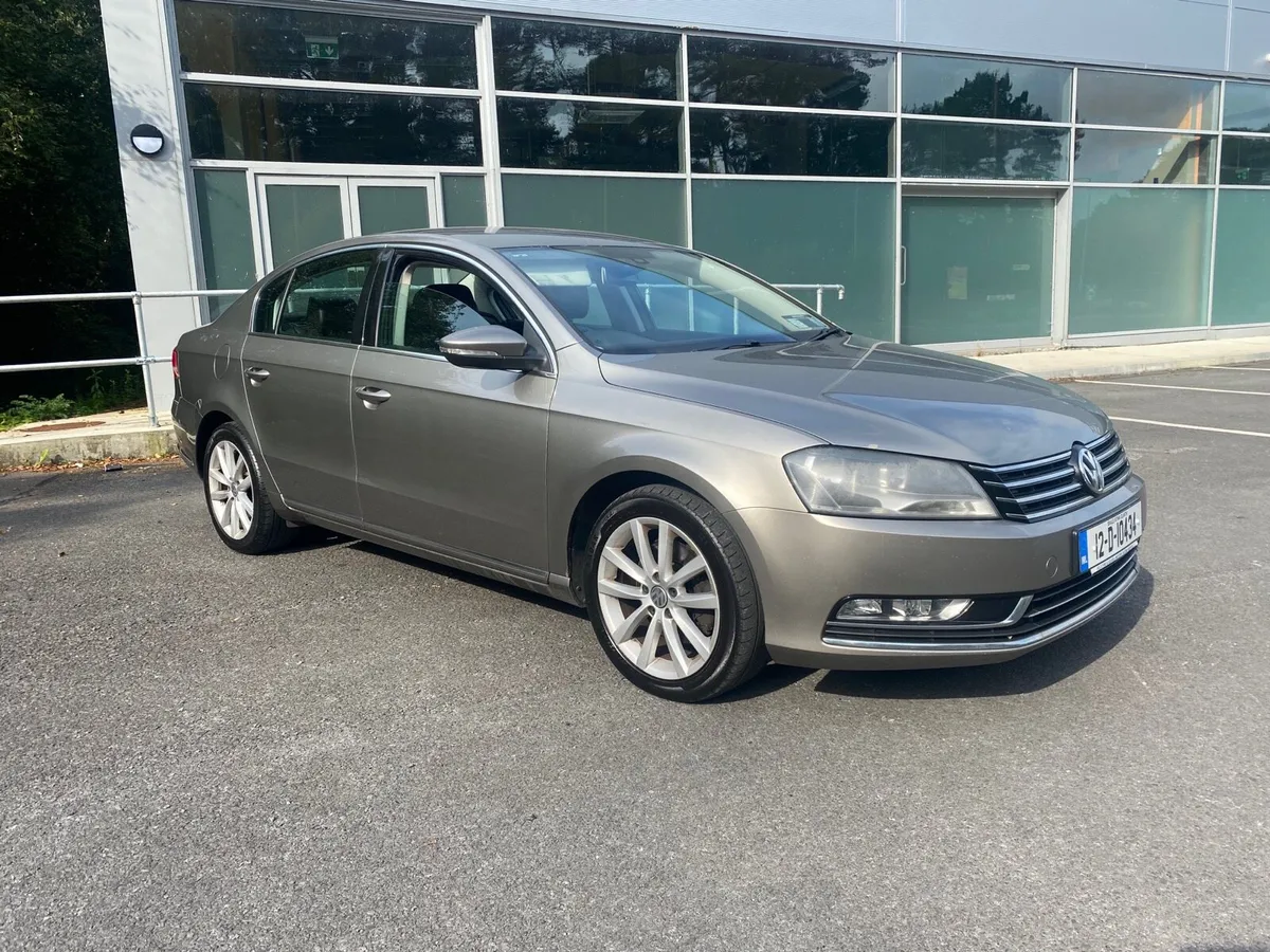 Volkswagen Passat Highline - Image 2