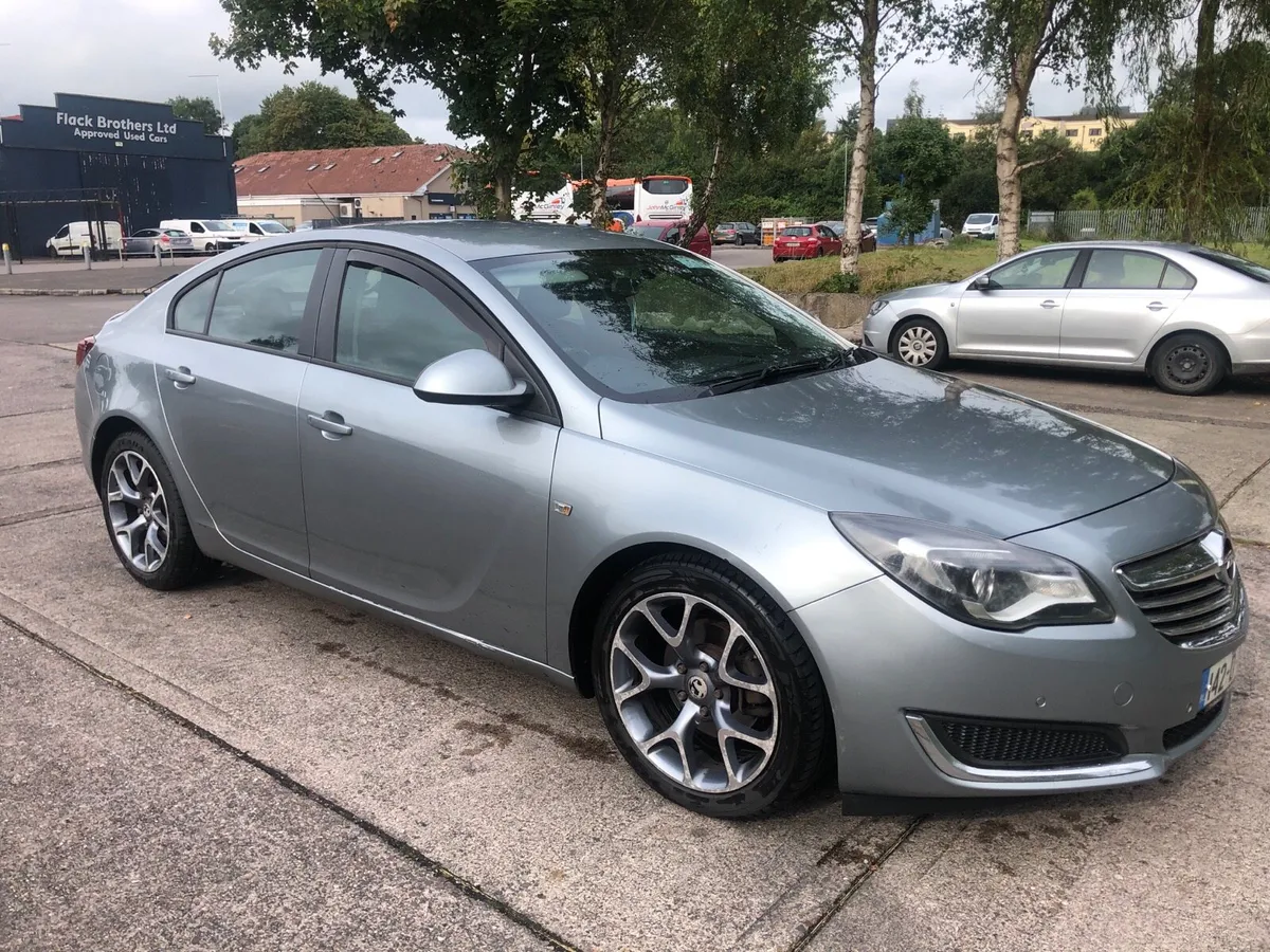 Car - Image 2