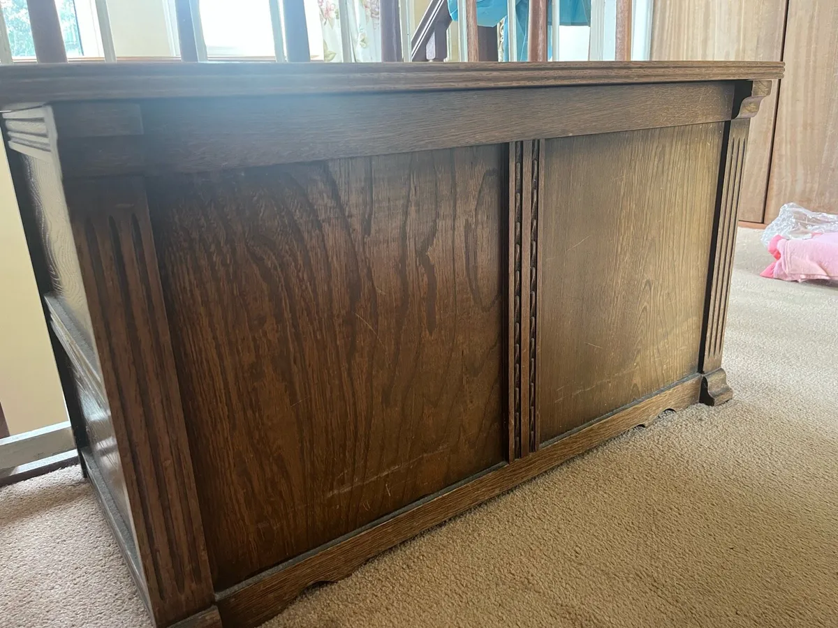 Blanket box - Image 1