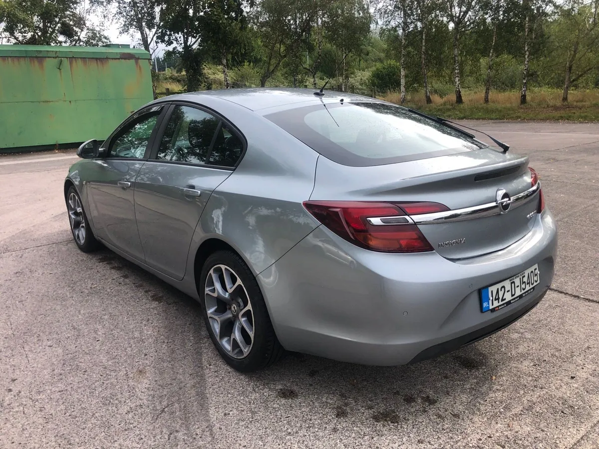 Car - Image 3