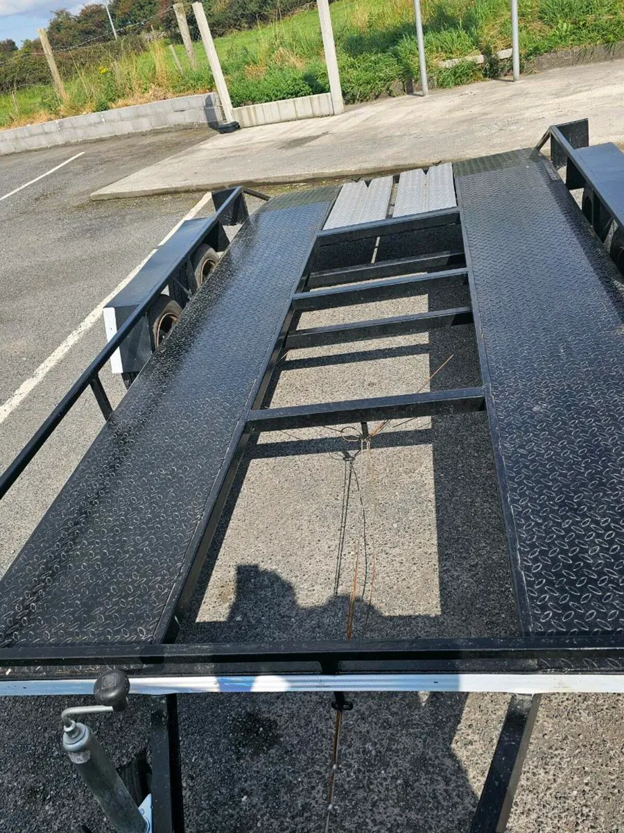 F40 car transporter - Image 1