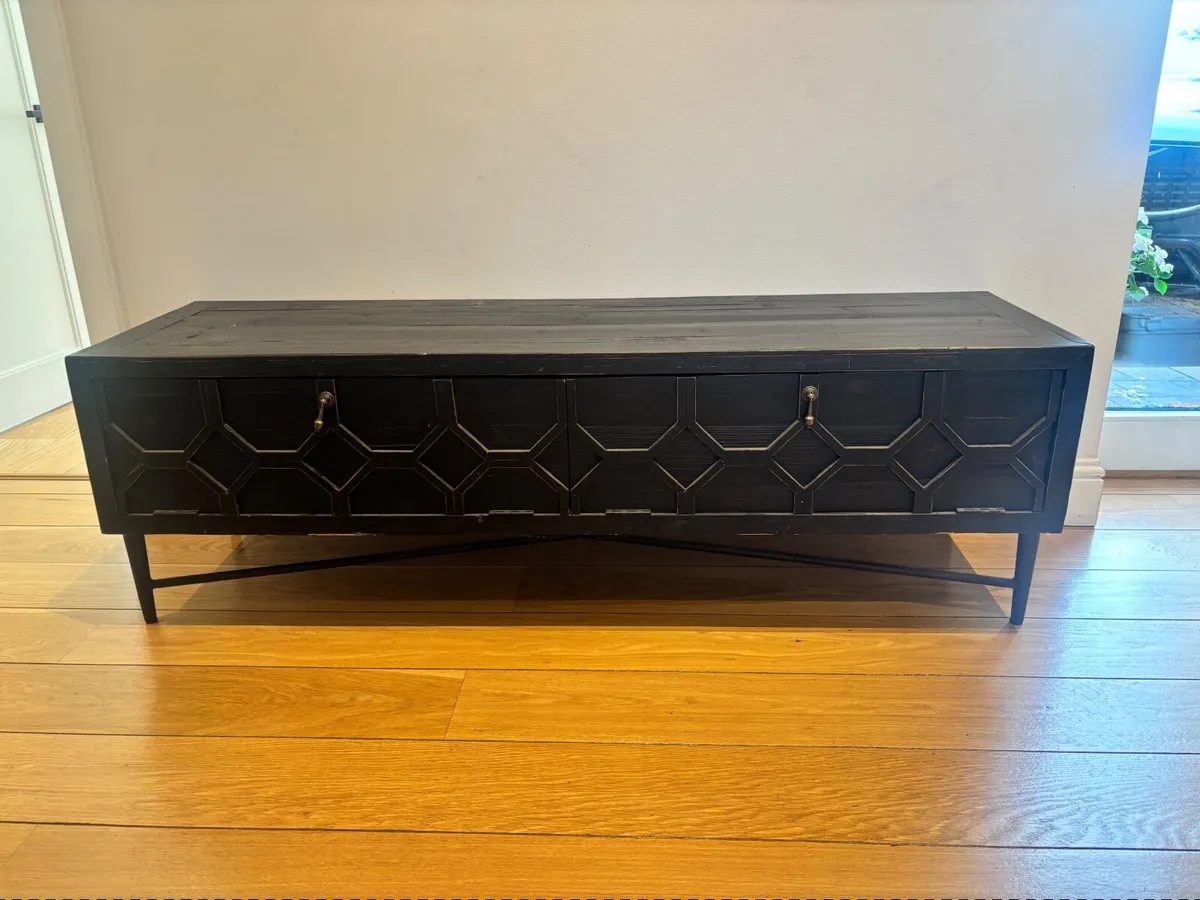 Matching Cabinet & Media Unit - Image 1