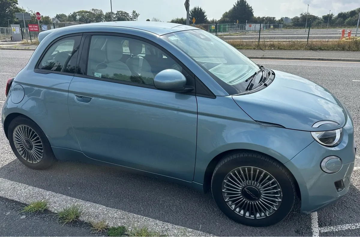 Fiat 500e 2022 29000km Metallic blue - Image 1