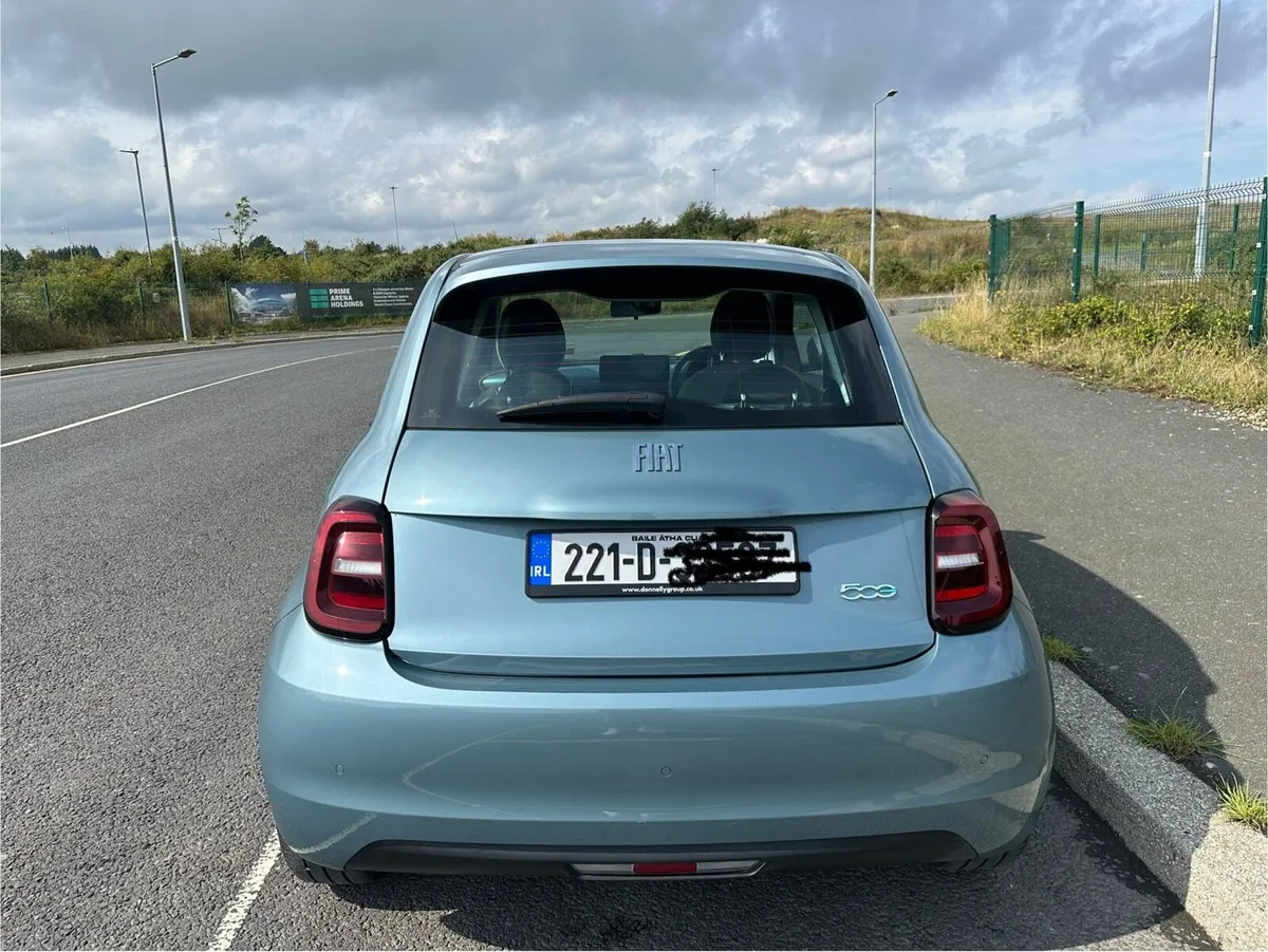 Fiat 500e 2022 29000km Metallic blue - Image 4