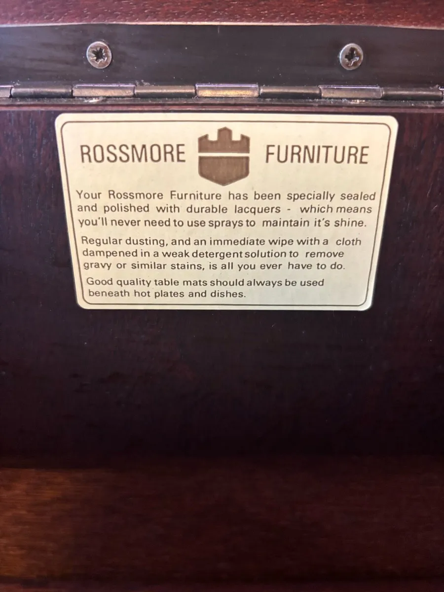 Rossmore drinks cabinet - Image 2