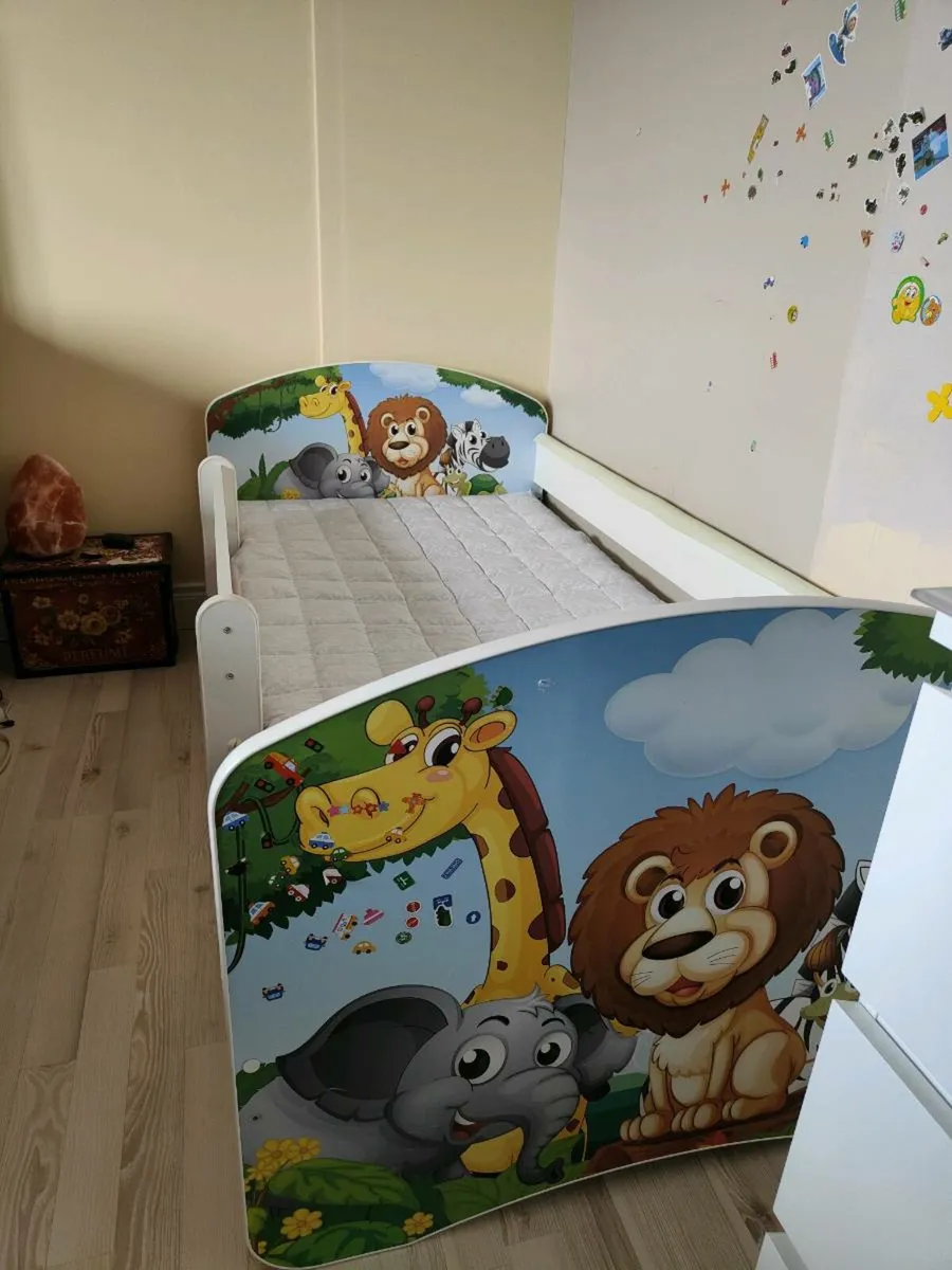Toddler bed - Image 2