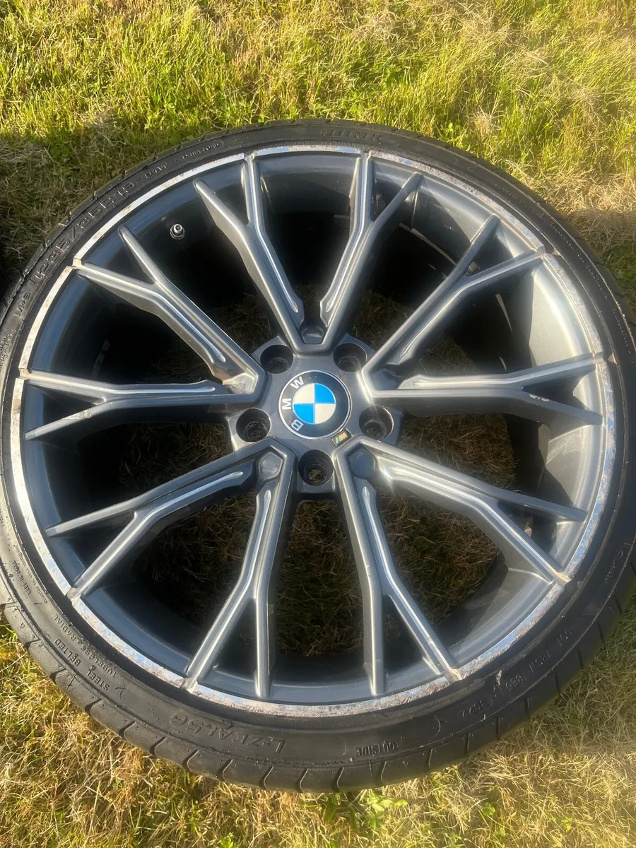 BMW F30 Wheels(2 tyres only) 5x120 fitment,  no bu - Image 1