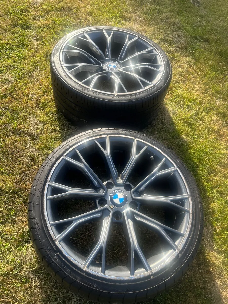 BMW F30 Wheels(2 tyres only) 5x120 fitment,  no bu - Image 4