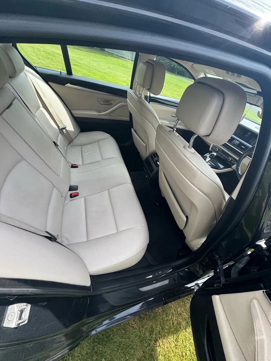 BMW 520d 2011 - Image 4