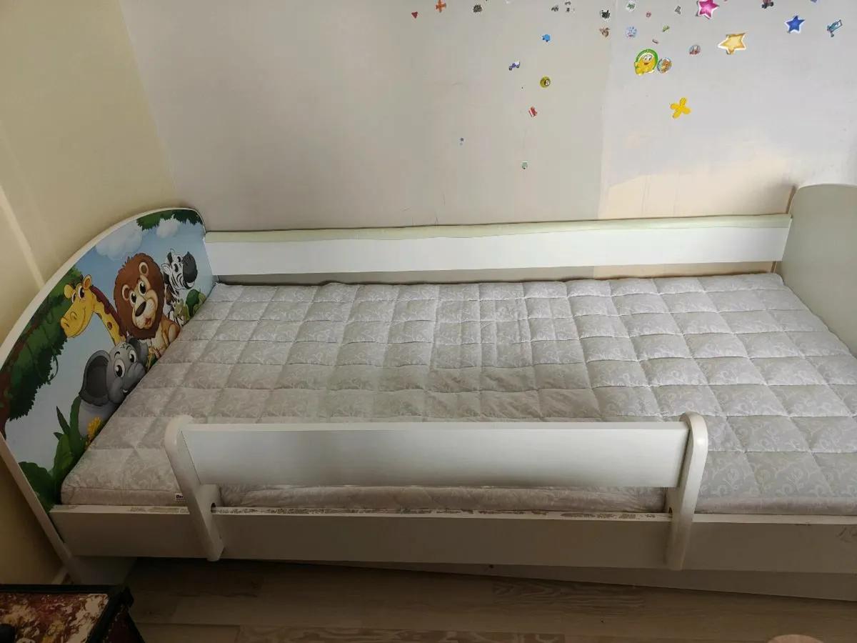 Toddler bed - Image 3