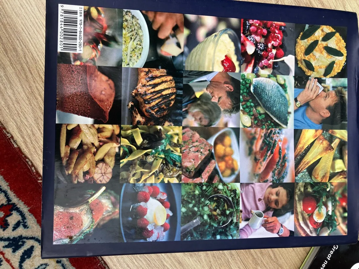 Gordon Ramsey’s Sunday Lunch (cook book) - Image 1