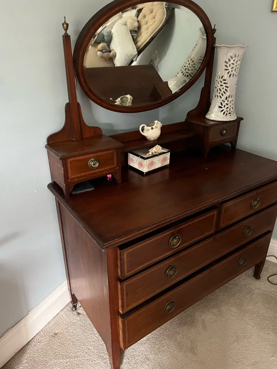 Mahogany dressing table and drawers antique - Image 2