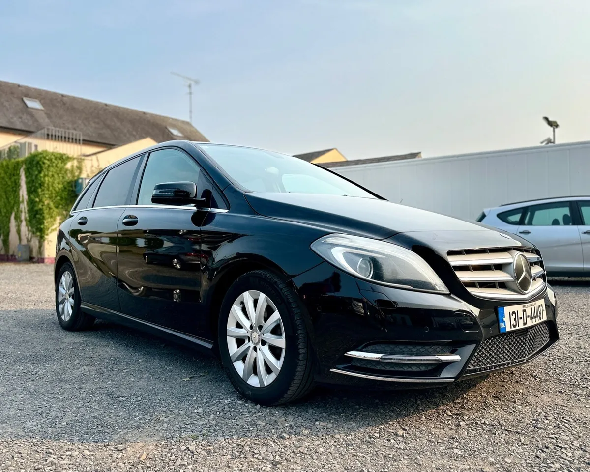 131 Mercedes B180 Automatic Petrol - Image 1