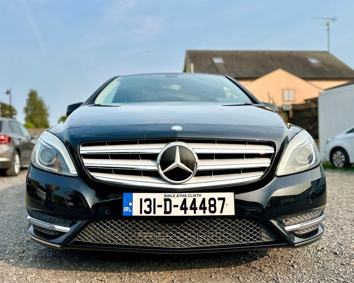 131 Mercedes B180 Automatic Petrol - Image 2