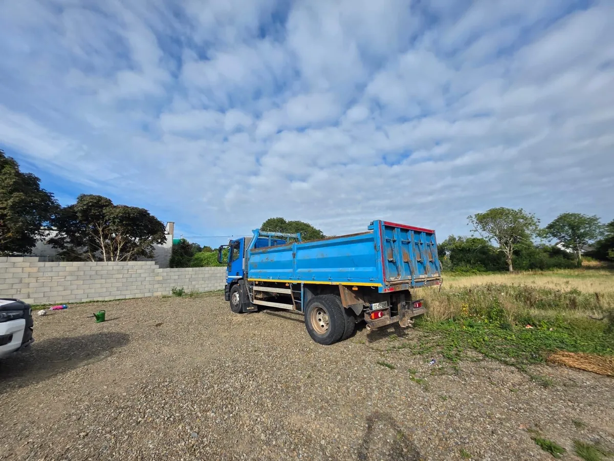 18 ton lorry - Image 1