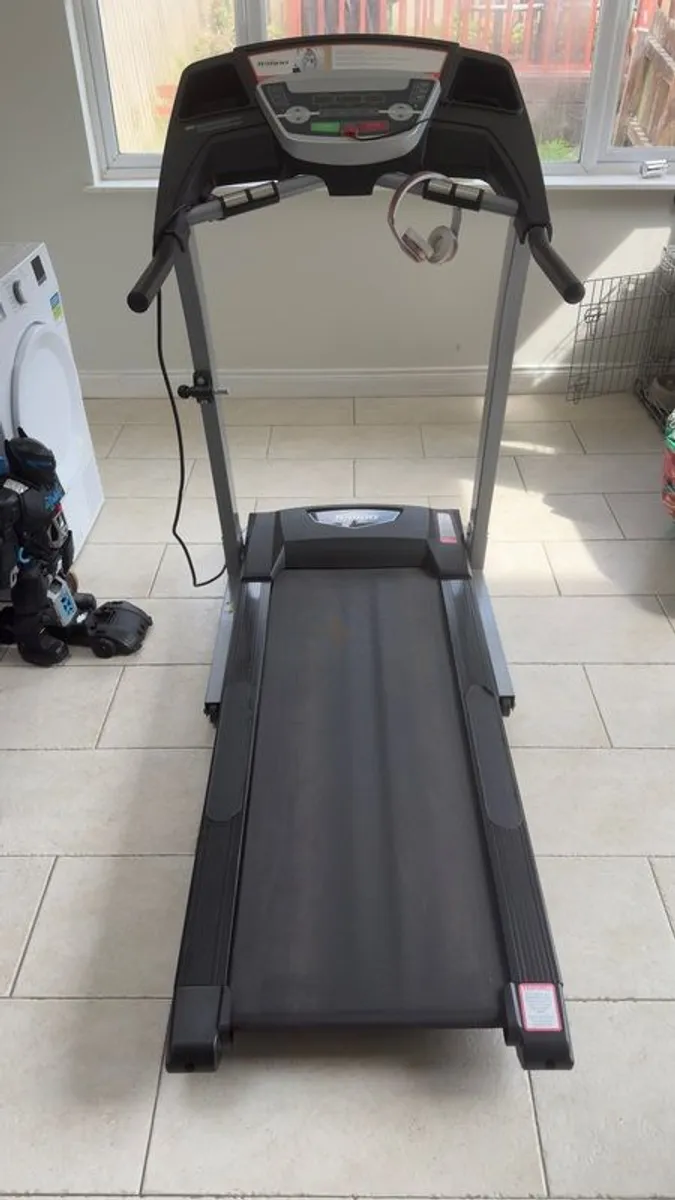 treadmill - Image 1