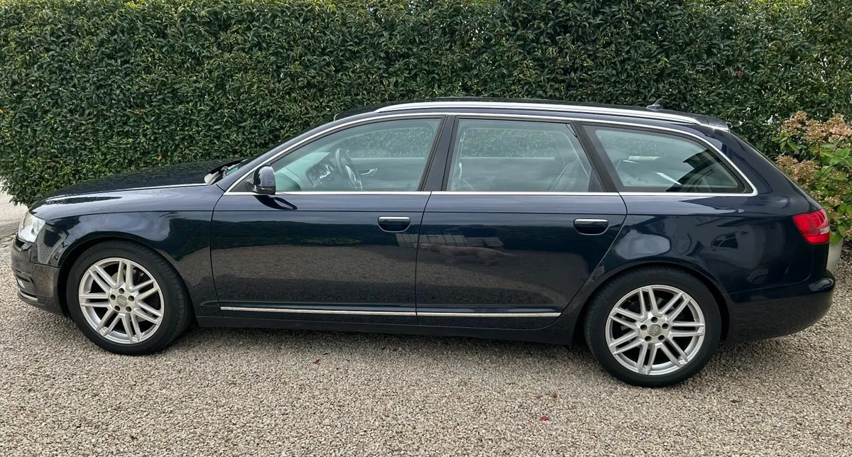 Audi A6 Avant SE 2010 (low mileage / immaculate) - Image 1