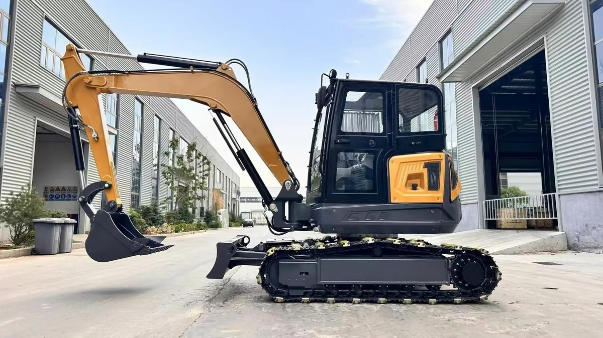 Nicosail OKW906 Midi excavator digger NEW 6.5 ton - Image 1