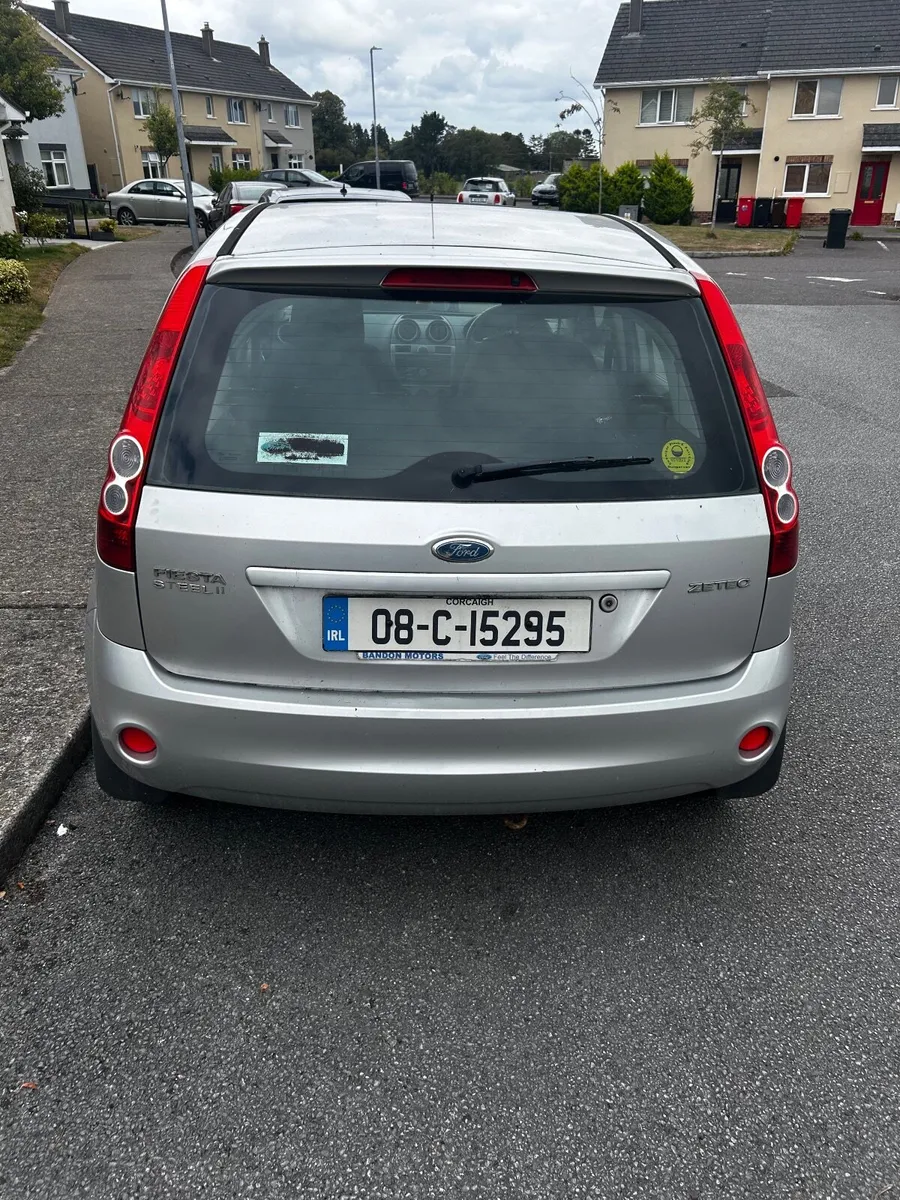 Ford Fiesta 2008 - Image 2