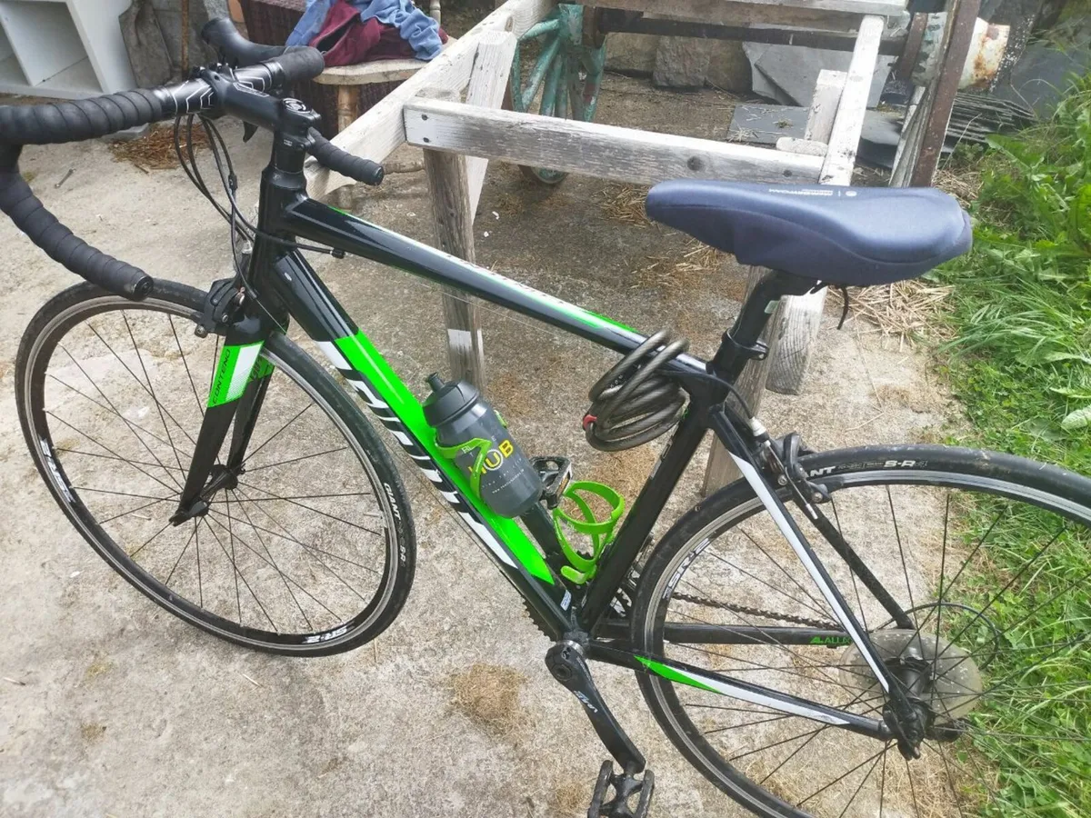 Giant Contend Bicycle - Image 3