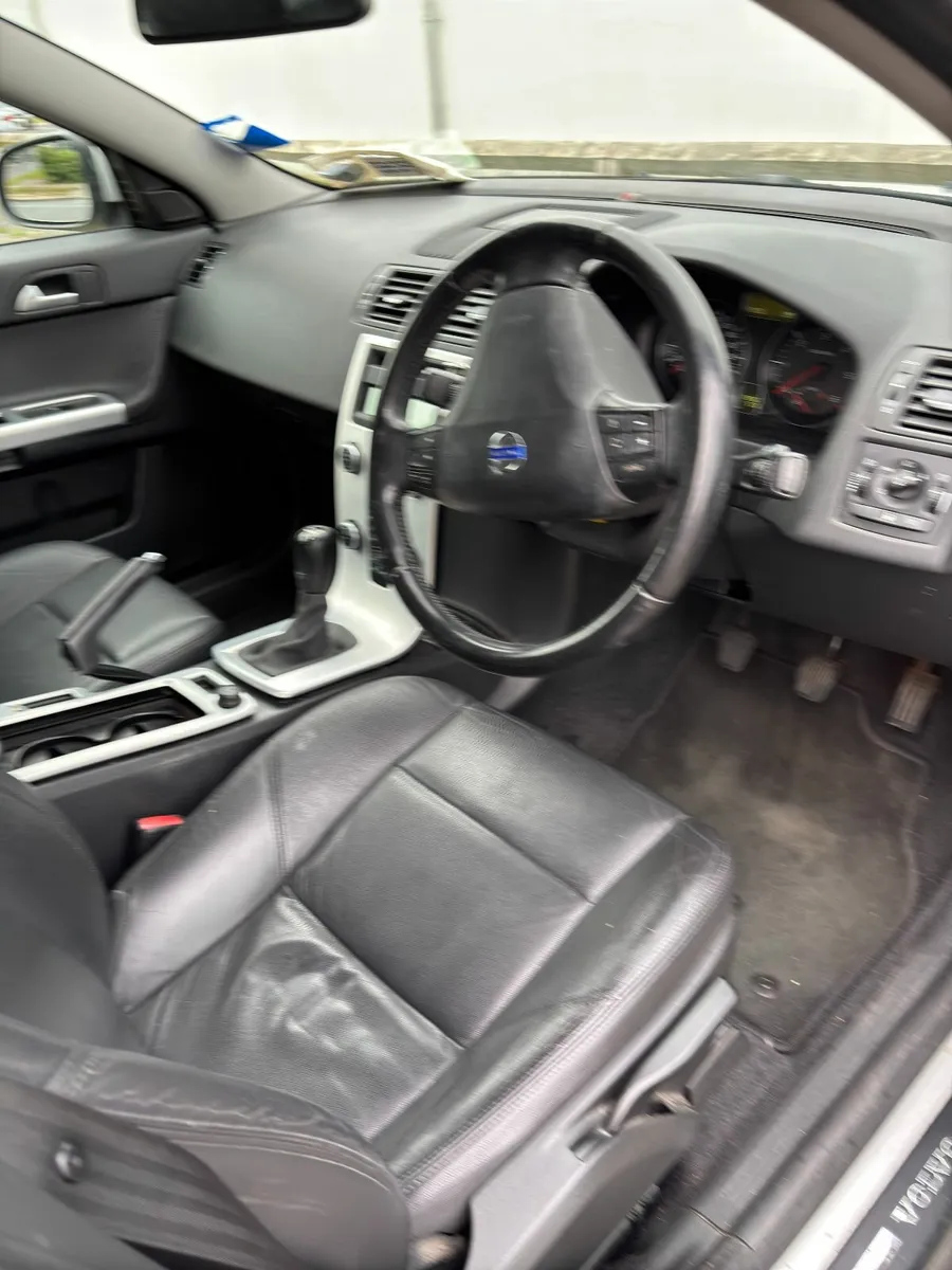 Volvo S40 2012 - Image 4