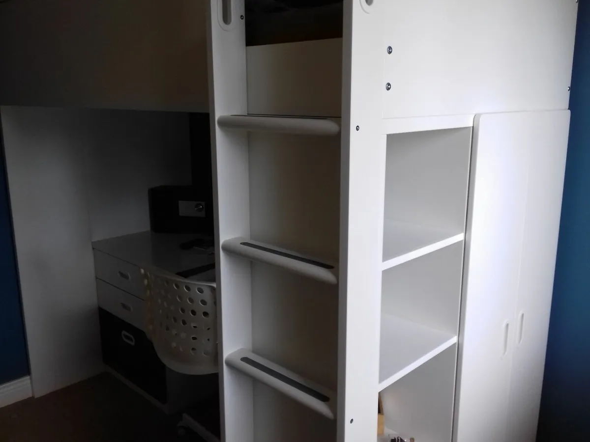 bunk bed - Image 1