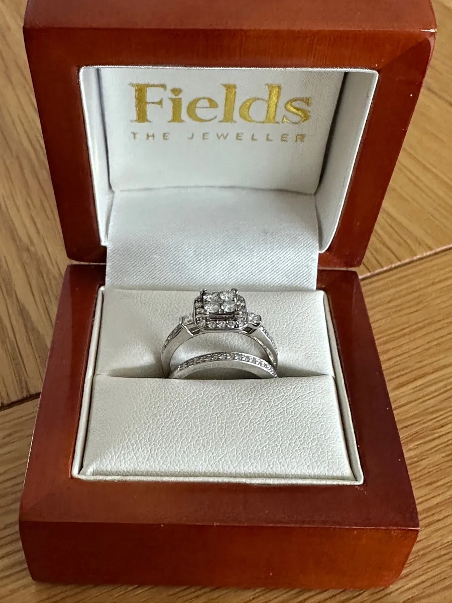 Engagement & Wedding Ring - Image 4