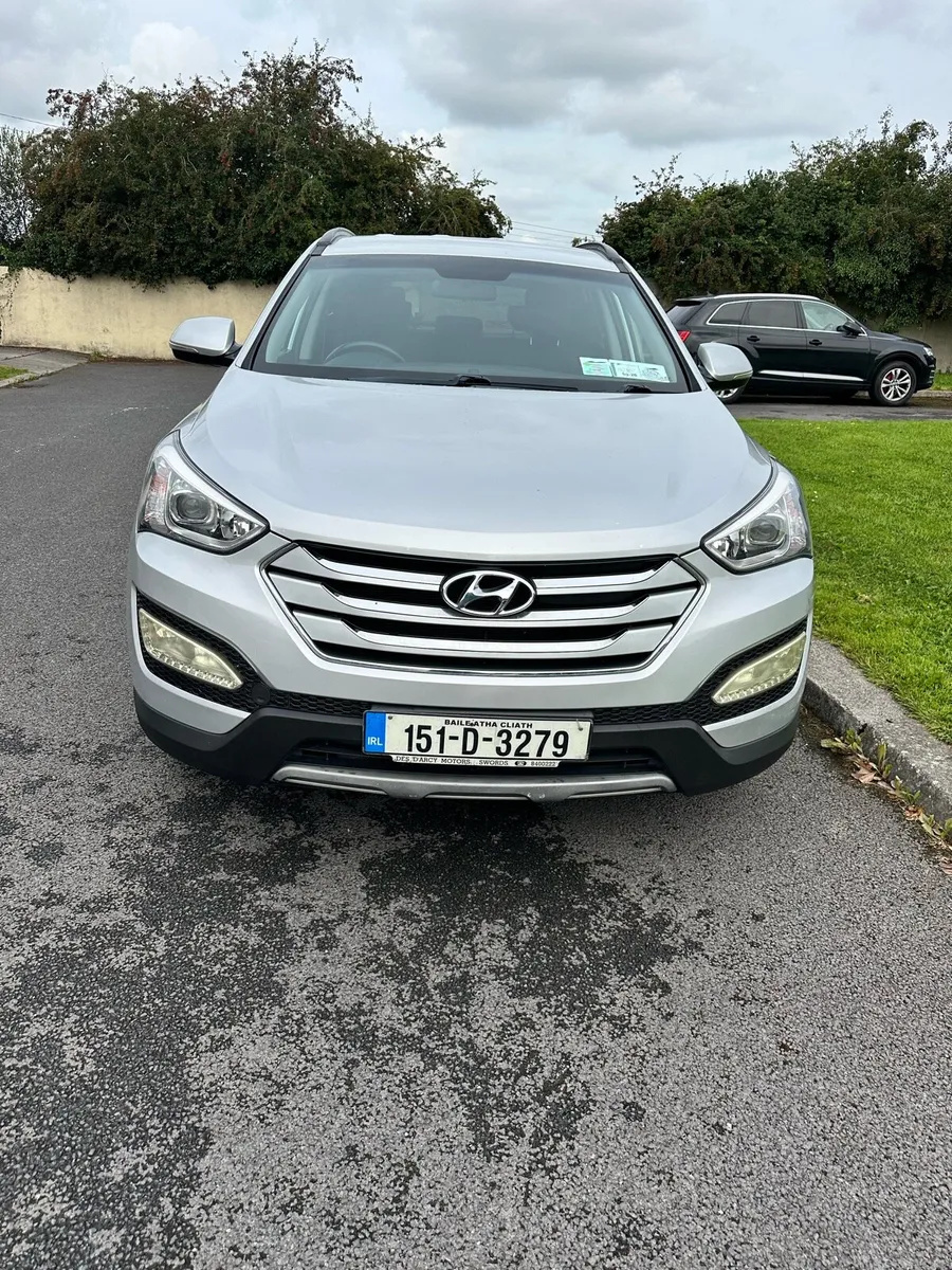Hyundai Santa Fe 2WD comfort low mls - Image 2