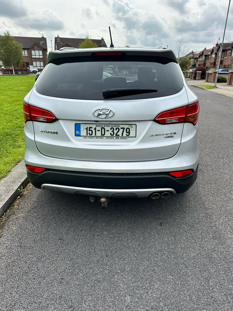 Hyundai Santa Fe 2WD comfort low mls - Image 4
