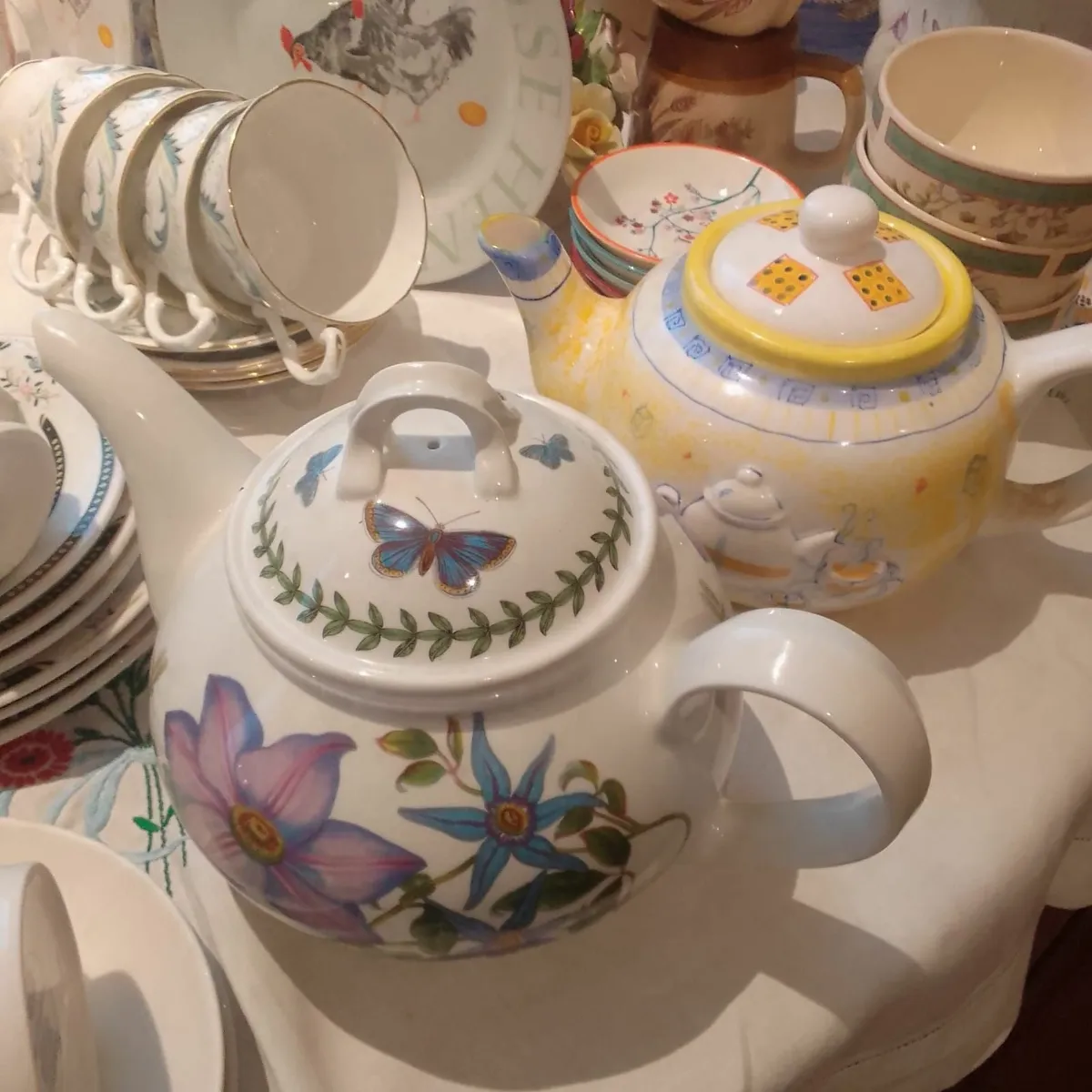 Tea sets, delph, glass, ornaments collectibles - Image 3