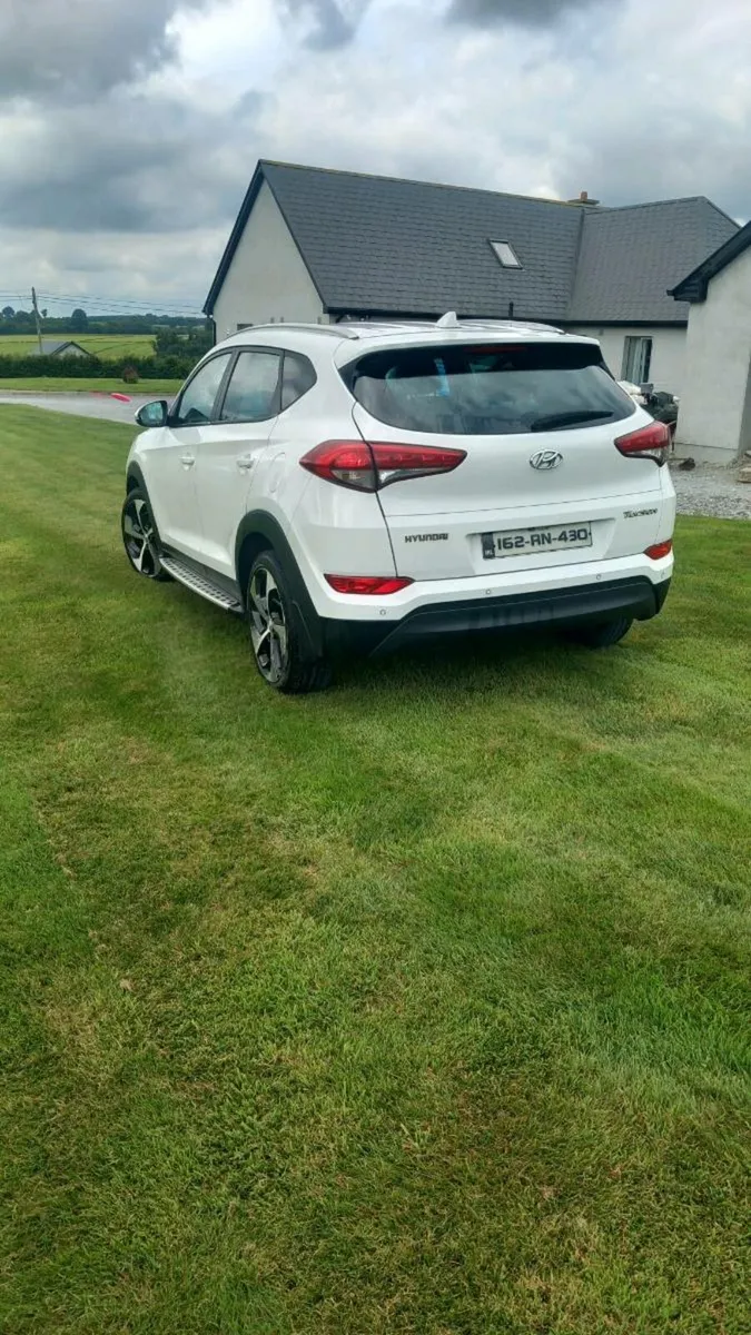 car - Image 4