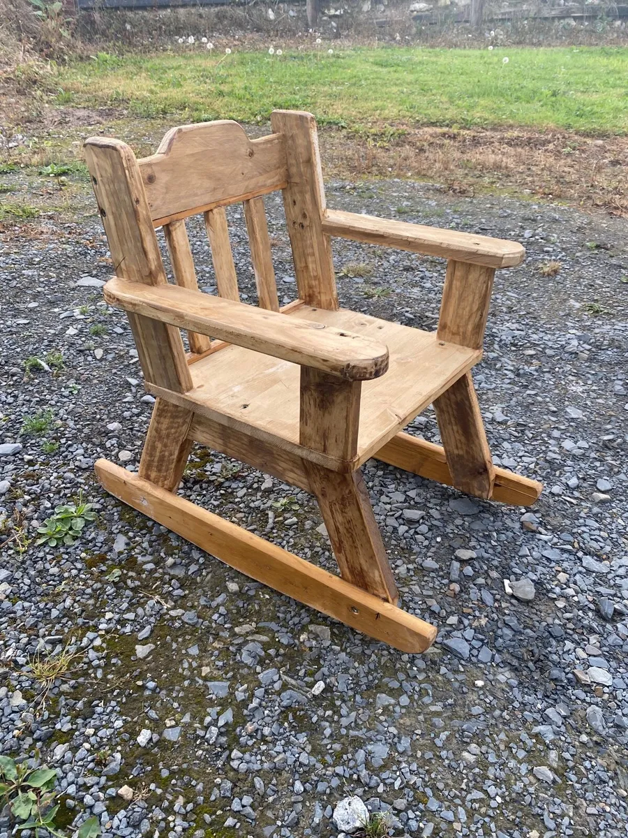 Handmade rocking chairs - Image 1